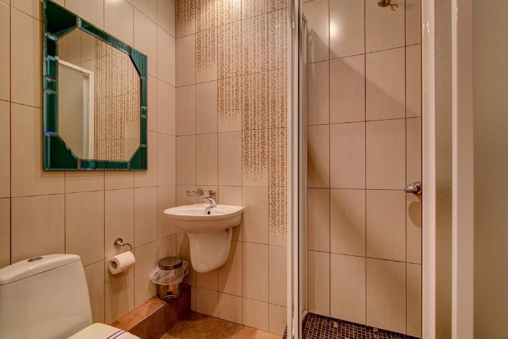 Bansay Hotel Dnjepropetovsk Buitenkant foto