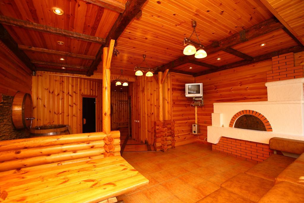 Bansay Hotel Dnjepropetovsk Buitenkant foto